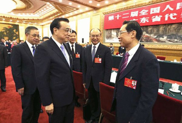 李克强总理参加广东代表团审议
